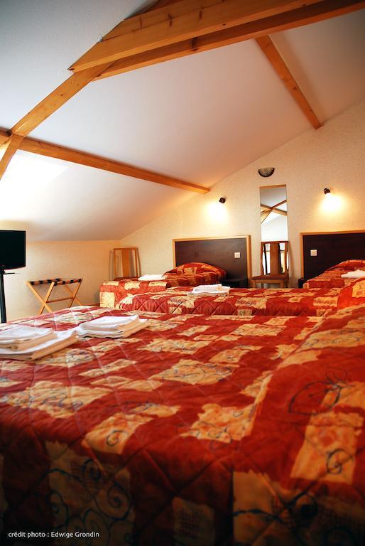 Les Hirondelles Hotel Orcines Phòng bức ảnh